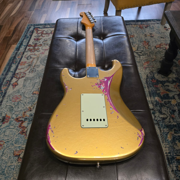 2016 Fender Custom Shop - Wildwood 10 - '61 Strat - Heavy Relic - Aztec Gold / Pink Paisley - Cruz Pickups