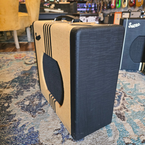 NEW OLD STOCK Supro Delta King 12 Combo Tube Amp - Tweed & Black