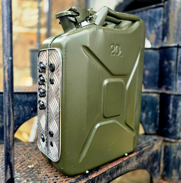 Amplisonic V8 T.A.N.K. 20 - Jerry Can - Gas Tank Amp - Green - Rechargeable - 20-Watts