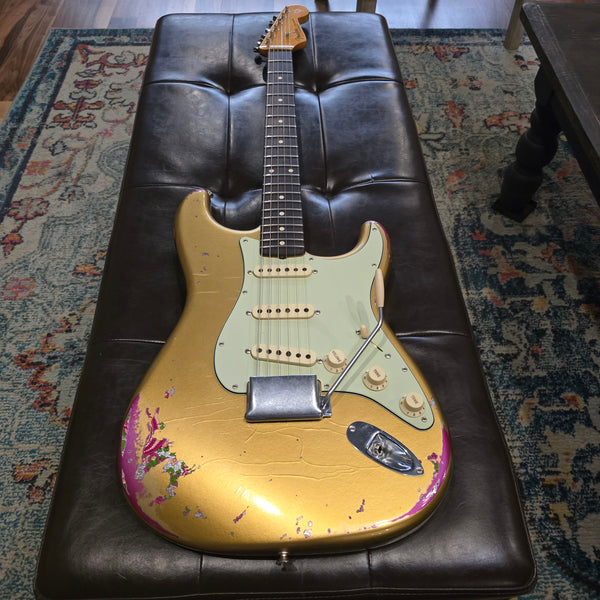 2016 Fender Custom Shop - Wildwood 10 - '61 Strat - Heavy Relic - Aztec Gold / Pink Paisley - Cruz Pickups