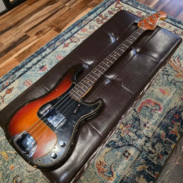 1972 Fender Precision P Bass - Jazz Neck Width - Sunburst - w/Case