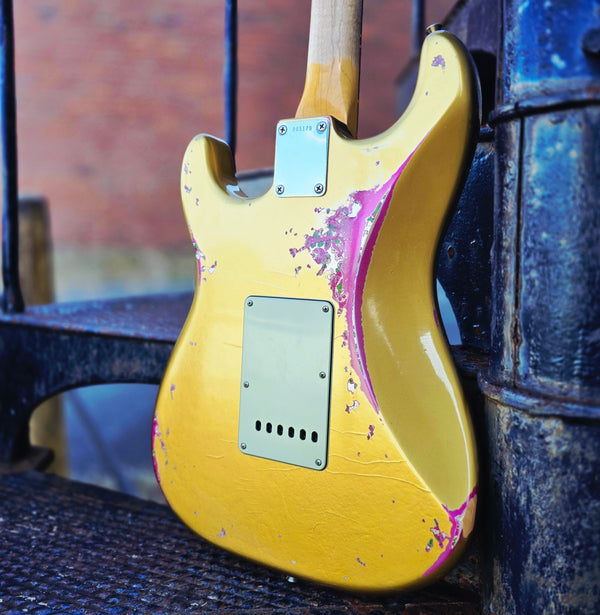 2016 Fender Custom Shop - Wildwood 10 - '61 Strat - Heavy Relic - Aztec Gold / Pink Paisley - Cruz Pickups