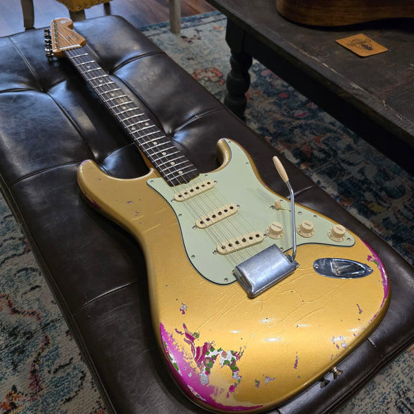 2016 Fender Custom Shop - Wildwood 10 - '61 Strat - Heavy Relic - Aztec Gold / Pink Paisley - Cruz Pickups