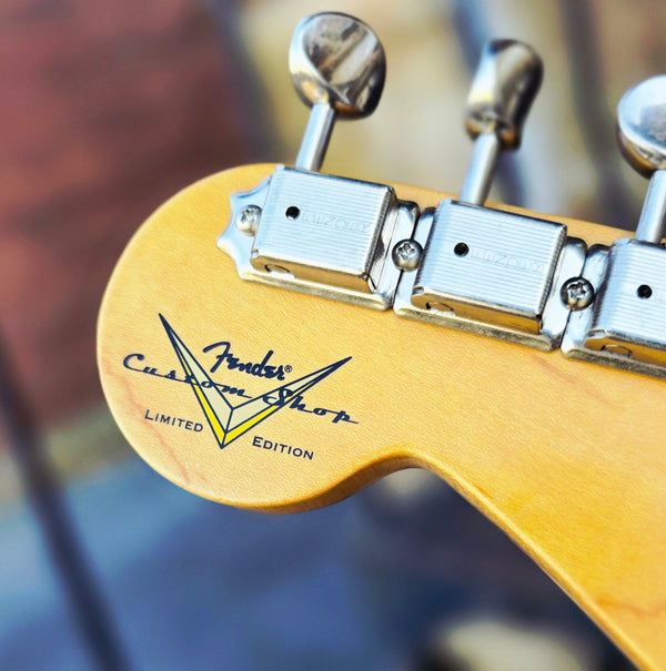 2016 Fender Custom Shop - Wildwood 10 - '61 Strat - Heavy Relic - Aztec Gold / Pink Paisley - Cruz Pickups