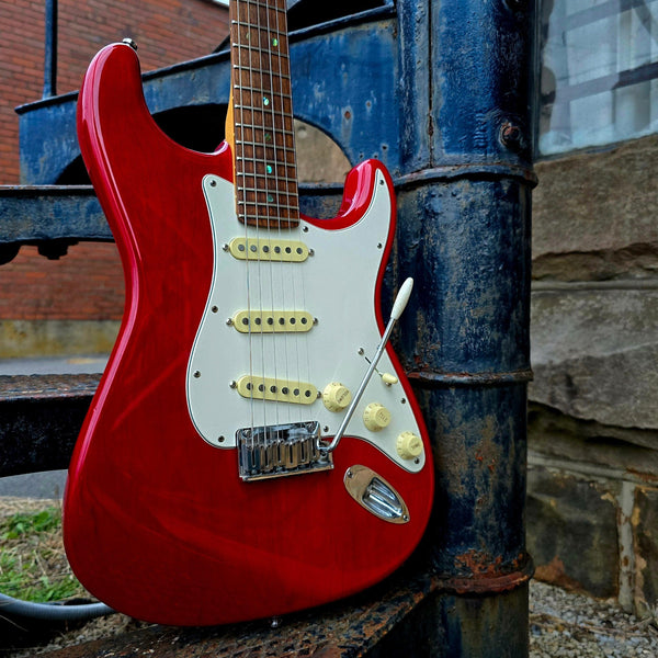 2000 Fender American Deluxe Stratocaster - Crimson Red Transparent w/ Gig Bag