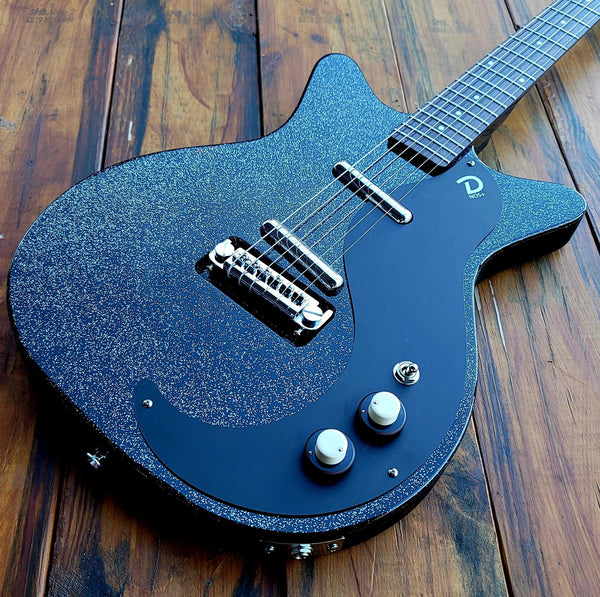 Danelectro Blackout '59 - Black Metalflake - NOS+ - Cumberland Guitars