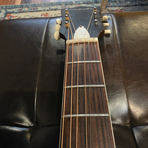 1968 Silvertone 57P633L Jumbo Acoustic Guitar - w/Case