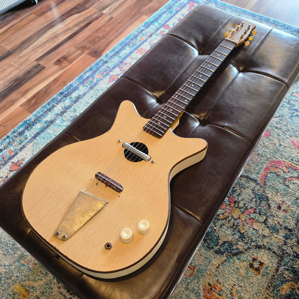 1965 Danelectro 5015 Convertible - Hollowbody Electric Acoustic Guitar - White