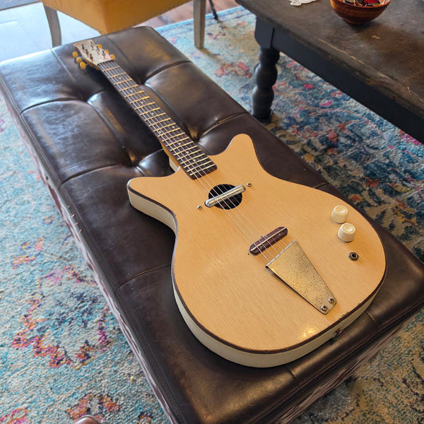 1965 Danelectro 5015 Convertible - Hollowbody Electric Acoustic Guitar - White