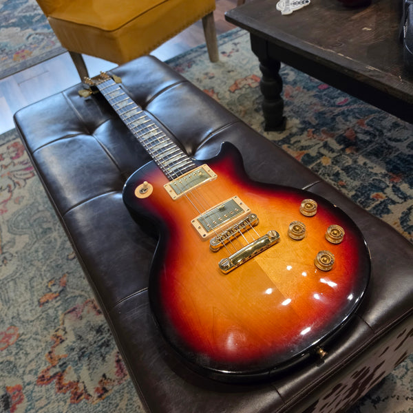 2006 Gibson Les Paul Studio Deluxe - Fireburst Gold - w/Gig Bag