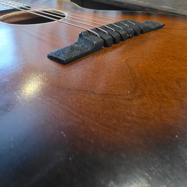1944 Oahu -Student Prince - Model 100K6604 - Square Neck Hawaiian Guitar - Regal Built - w/Case