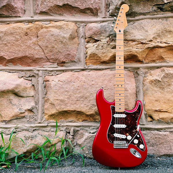 1996 Fender Jimmie Vaughn Tex Mex Stratocaster - MIM - Candy Apple Red - w/Hardshell Case