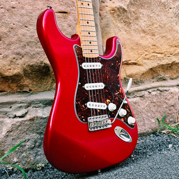 1996 Fender Jimmie Vaughn Tex Mex Stratocaster - MIM - Candy Apple Red - w/Hardshell Case