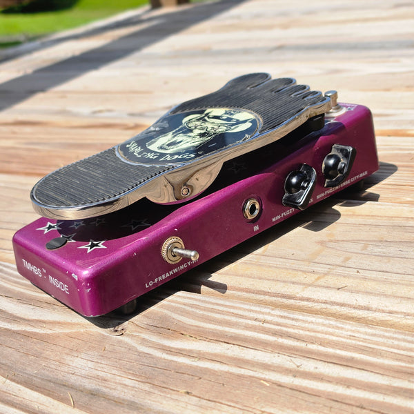 Snarling Dogs - Bootzilla - Bootsy Collins Signature Bass Fuzz Wah Pedal