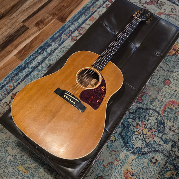 1952 Gibson J-50 - Slope Shoulder - Natural - w/Case