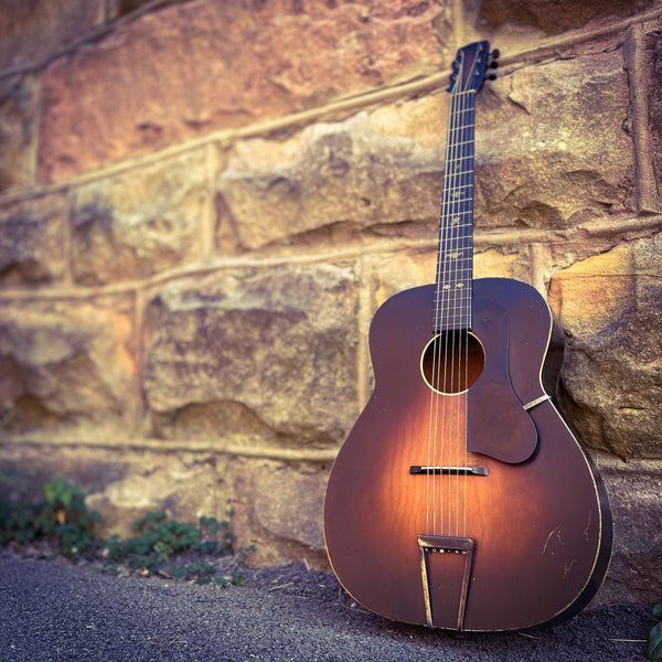 1939 Sears Supertone Jumbo Acoustic - Sunburst w/ Case