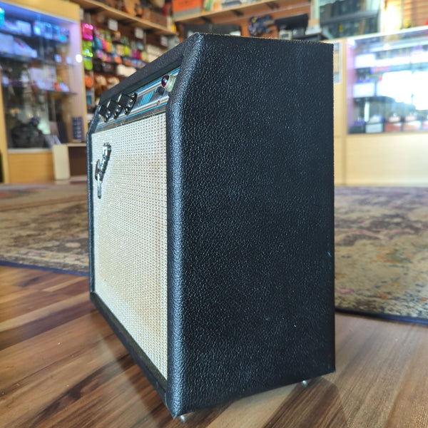 1977 Fender Champ - Silverface - Tube Combo Amp - Silverface