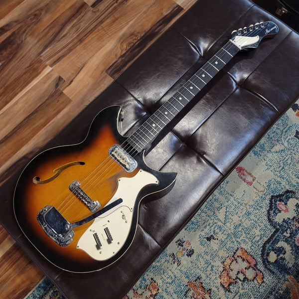 1968 Harmony H-81 Rebel w/ Case