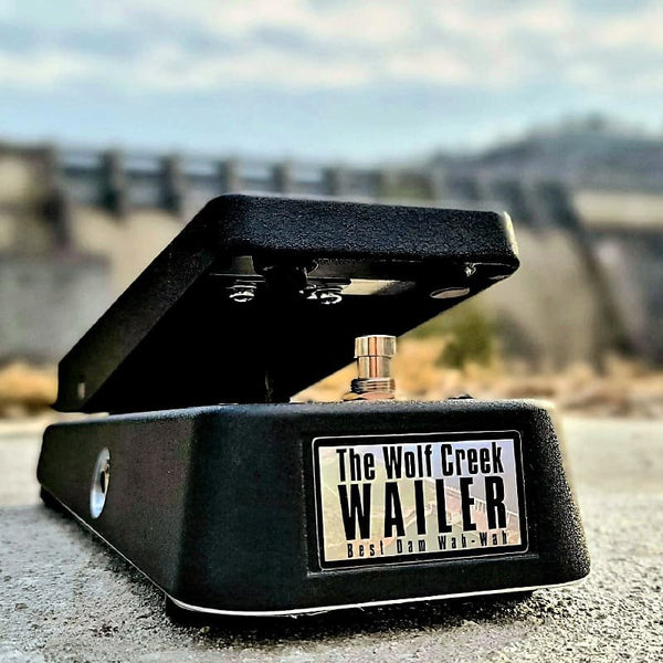 The Wolf Creek Wailer - Modified Cry Baby Wah-Wah Pedal - Cumberland Guitars / Analog Pedals