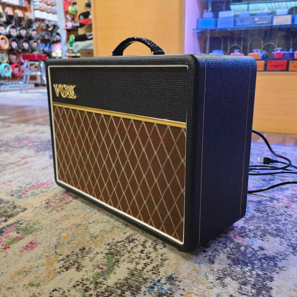 2000 Vox AC10C1 - 1x10 - 10-watt - Combo Tube Amp
