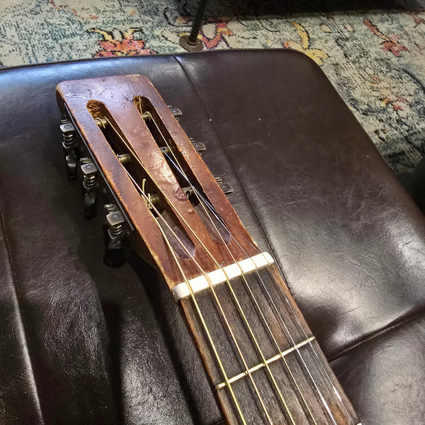 c.1928 Regal Parlor Guitar - X-Braced - Ready to Play! - w/ Case