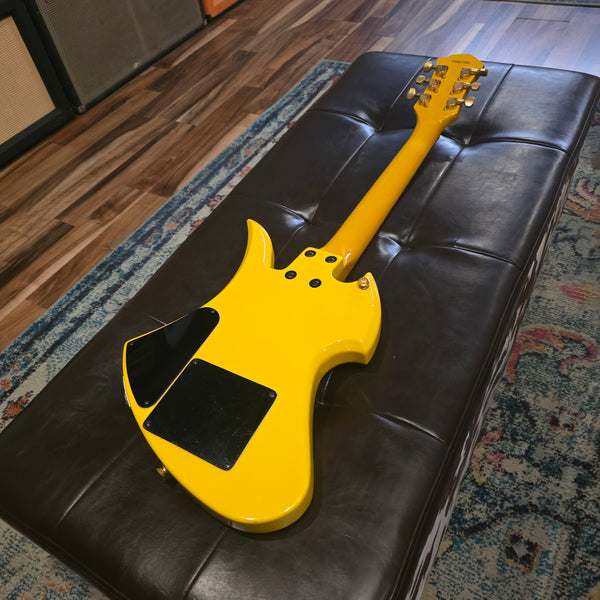 2006 Fernandes Burny YH-JR - Hide Signature Model - Yellow Heart Junior - Built-in-Amp - w/ Gig Bag