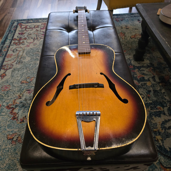 1950s Mystery Archtop - Sunburst - European, Possibly Framus