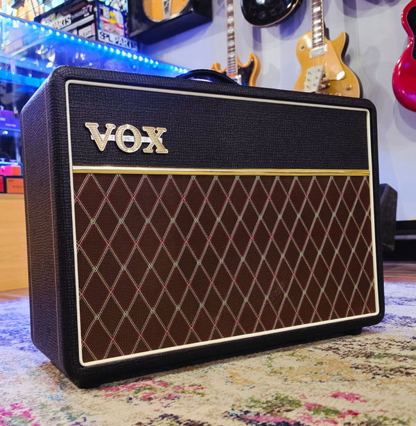 2000 Vox AC10C1 - 1x10 - 10-watt - Combo Tube Amp