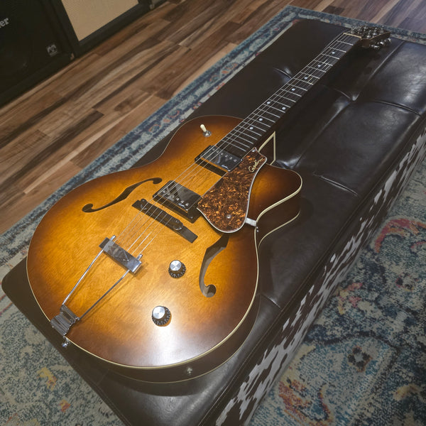 2021 Godin 5th Avenue CW Kingpin ll HB - Cognac Burst