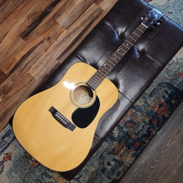 Used Recording King RD-318 Dreadnaught Acoustic