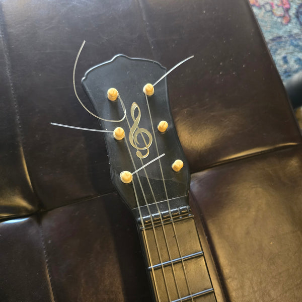 1981 Willie Nelson Graphic Novelty Carnival Toy Guitar