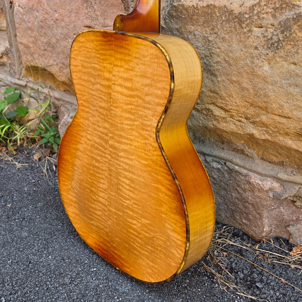 c. 1940 S.S. Stewart 17.25" Professional Archtop Guitar- Buegeleisen & Jacobson - Natural Blonde - w/Case