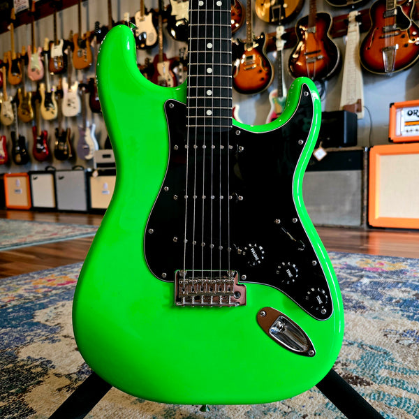 2021 Fender Player II Stratocaster - Limited Edition - Neon Green Strat