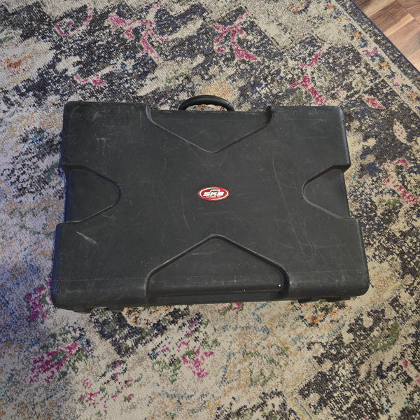 Used SKB PS-45 Powered Pedalboard - w/ Road Case