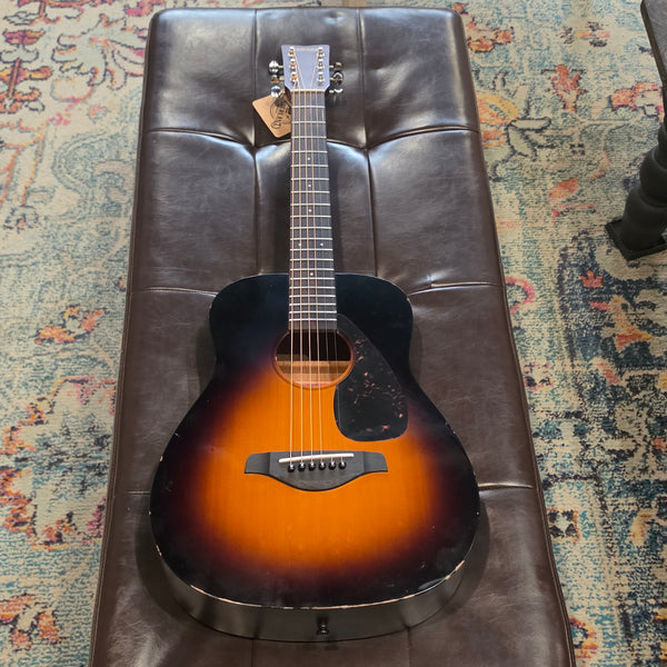 Used Yamaha FG-Junior JR2 - 3/4 Size - Tobacco Sunburst - Acoustic Guitar - w/Gig Bag