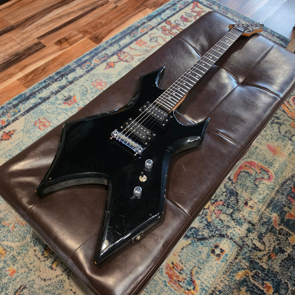 2001 B.C. Rich Bronze Series Warlock - Black - w/Coffin Road Case