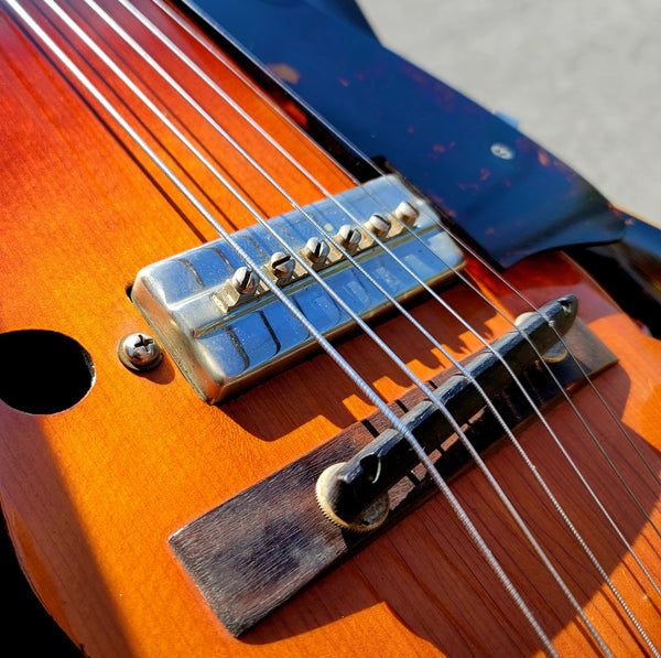 1942 Gibson ES-125 - w/ Original Case - P-13 Pickup