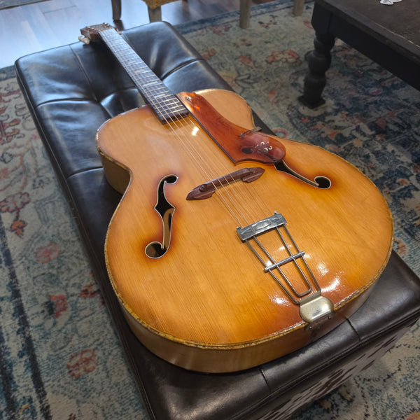 c. 1940 S.S. Stewart 17.25" Professional Archtop Guitar- Buegeleisen & Jacobson - Natural Blonde - w/Case