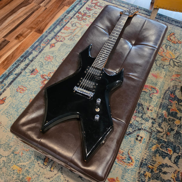 2001 B.C. Rich Bronze Series Warlock - Black - w/Coffin Road Case