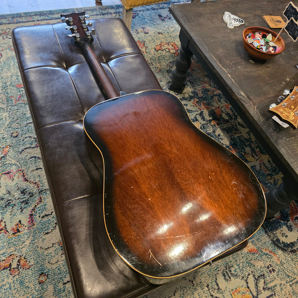 1969 Grammer / Ampeg G-30 - Mahogany Dreadnaught - Natural/Sunburst - w/Gig Bag