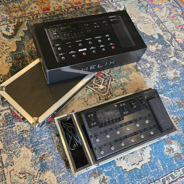 Line 6 Helix Floor Processor Pedal w/Road Case + Packaging