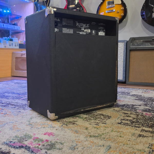 Fender Rumble 15 - 15watt - 1x8 - Bass Combo Practice Amp