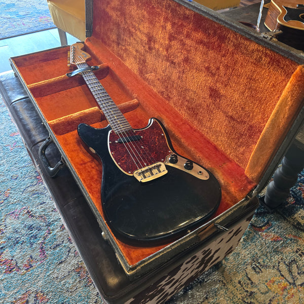 1966 Fender Musicmaster - Offset Body 24" Scale - Refin Black - w/OHSC