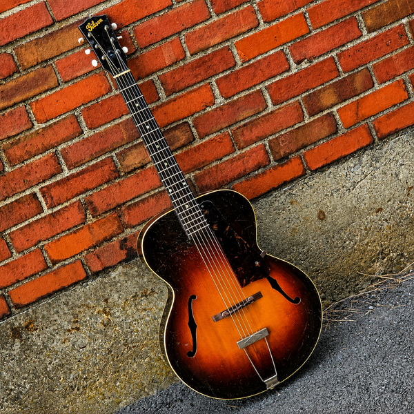 1946 Gibson L-48 Archtop - Sunburst - w/Hardshell Case
