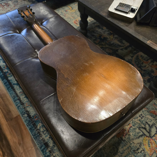 1935 Slingerland May Bell - College Pal - Parlor Guitar w/ Pearloid Fingerboard w/ Case