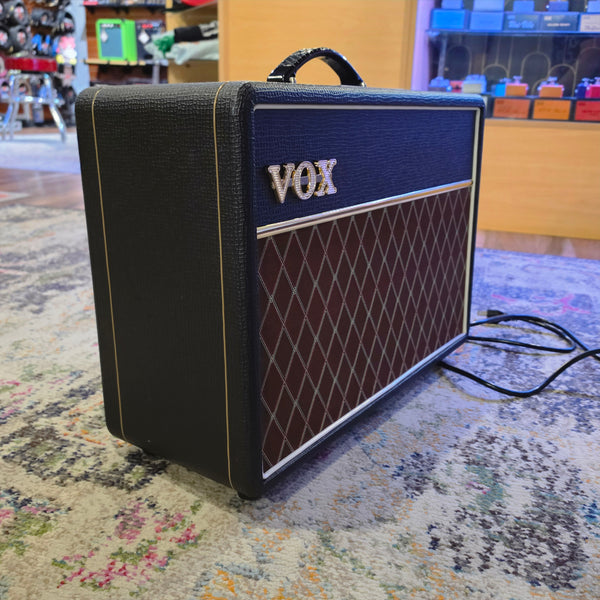 2000 Vox AC10C1 - 1x10 - 10-watt - Combo Tube Amp