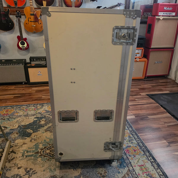 Mental Case - Touring Guitar Vault - Road Ready Case - White/Blue