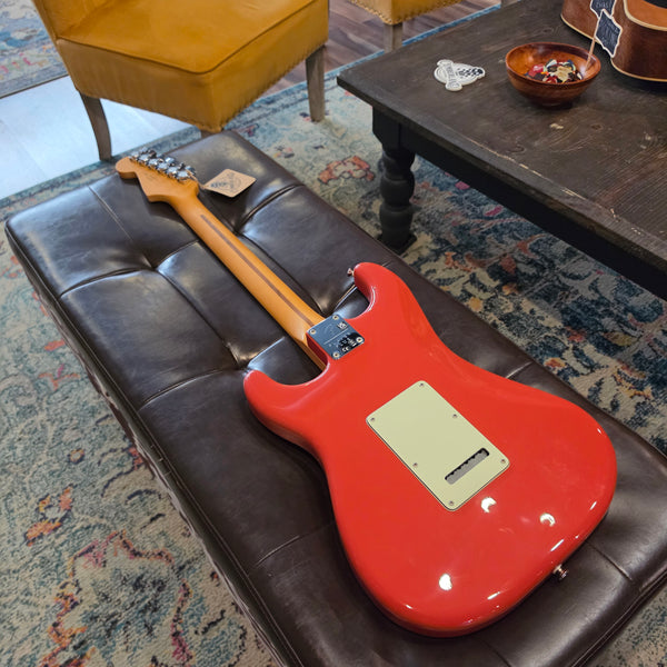 2023 Fender Player Plus HSS Stratocaster - Noiseless + Wide Range - Fiesta Red - w/Gig Bag