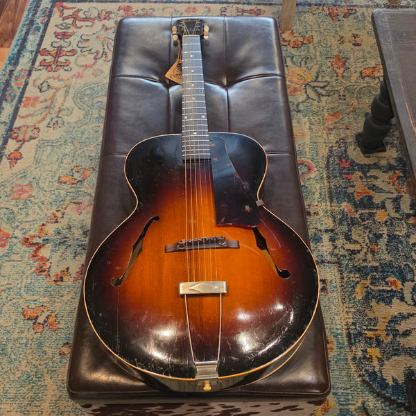 1946 Gibson L-48 Archtop - Sunburst - w/Hardshell Case