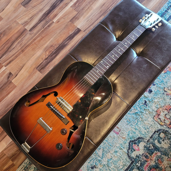 1942 Gibson ES-125 - w/ Original Case - P-13 Pickup